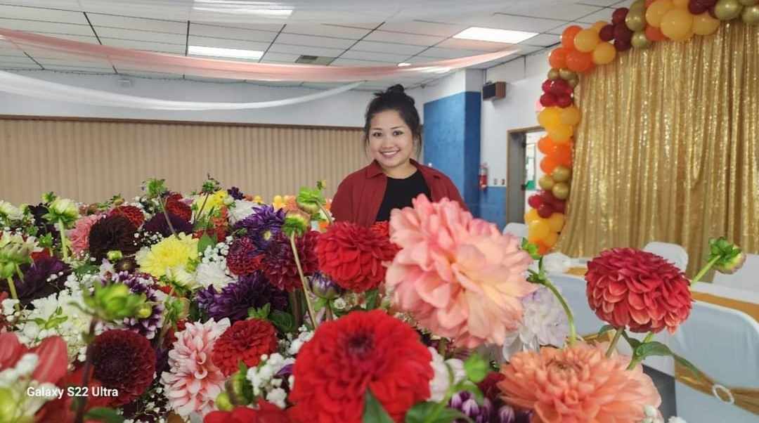 DAHLIAS R US